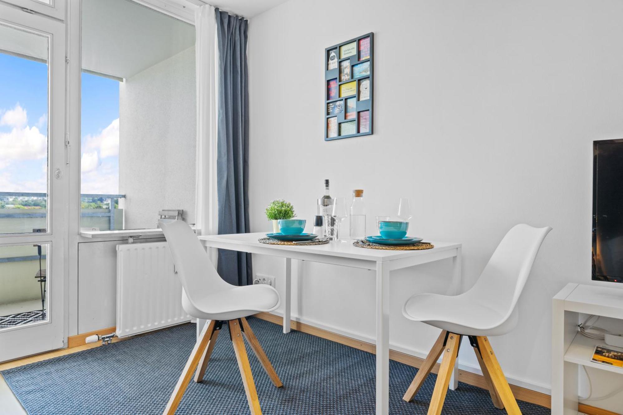 Sonniges City-Apartment Mit Suedbalkon Und Parklatz Neusass Buitenkant foto