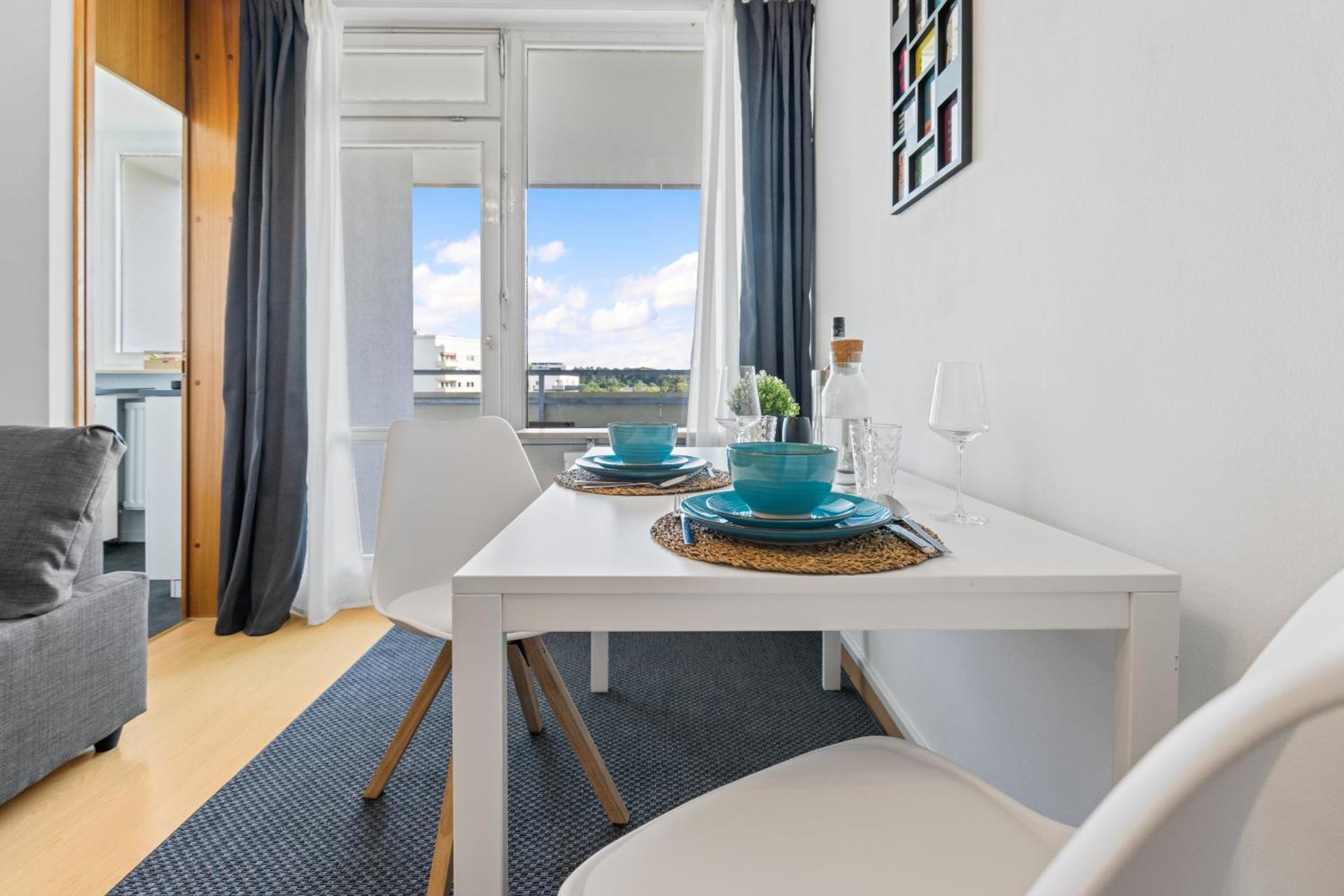Sonniges City-Apartment Mit Suedbalkon Und Parklatz Neusass Buitenkant foto