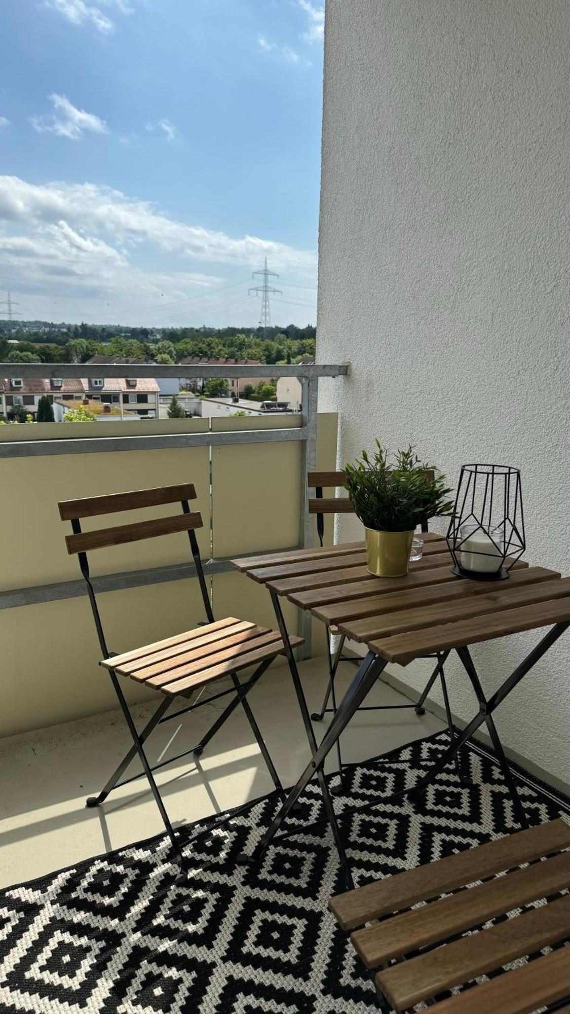 Sonniges City-Apartment Mit Suedbalkon Und Parklatz Neusass Buitenkant foto